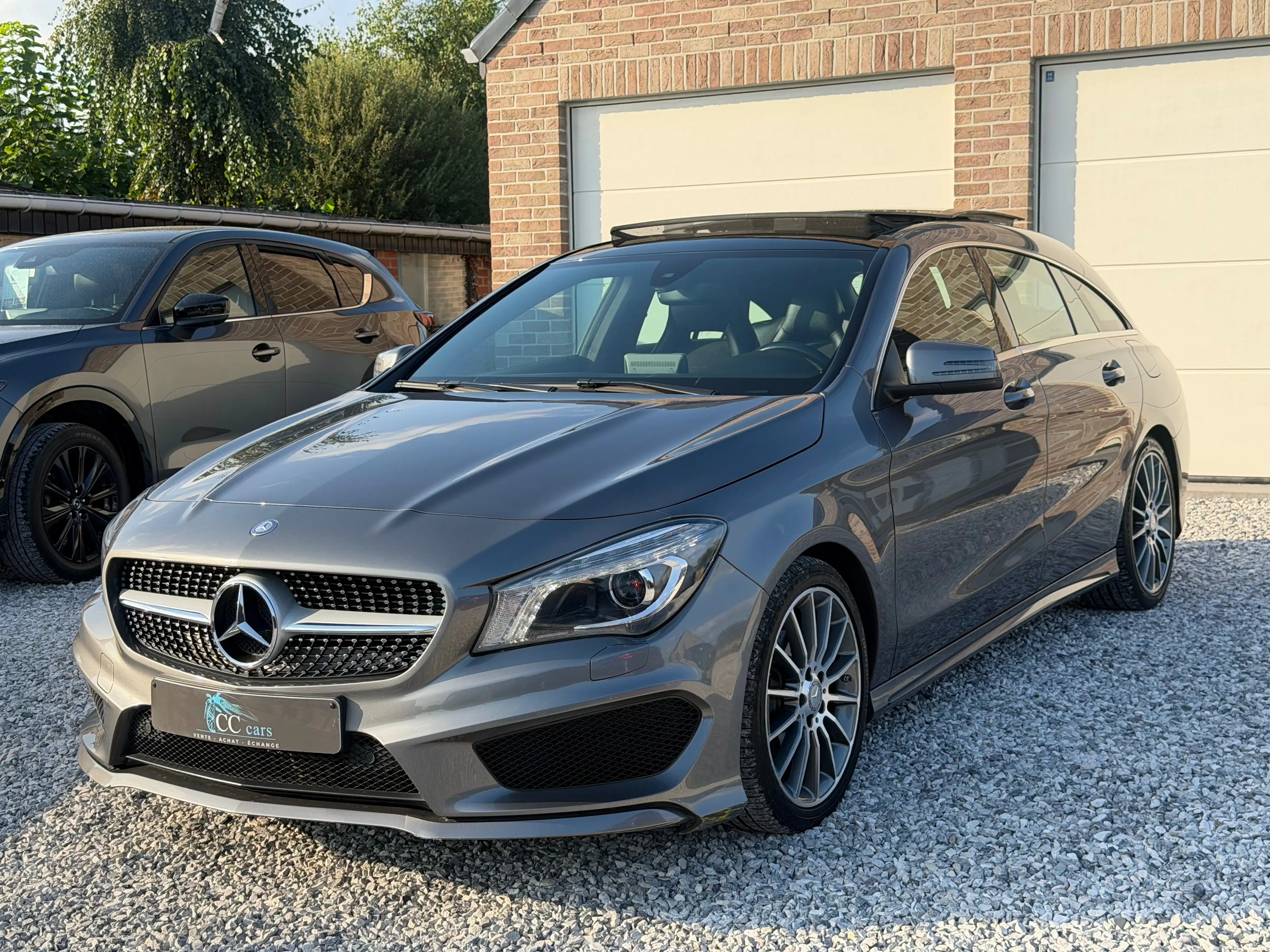 Mercedes-Benz CLA 200 d Shooting Break / Automatique / Pack AMG / Toit pano / Xénon