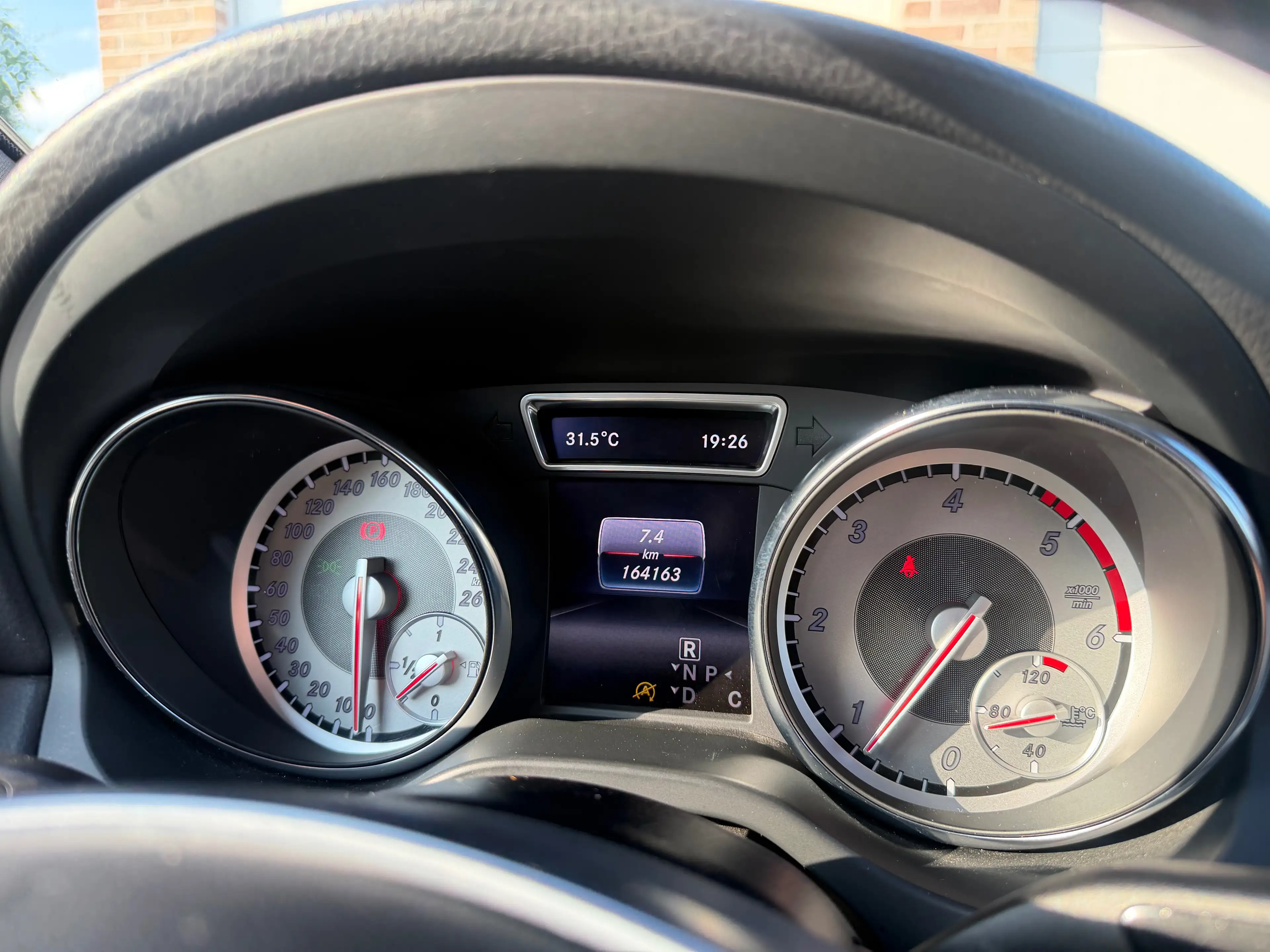 Mercedes-Benz CLA 200 d Shooting Break / Automatique / Pack AMG / Toit pano / Xénon — photo 15