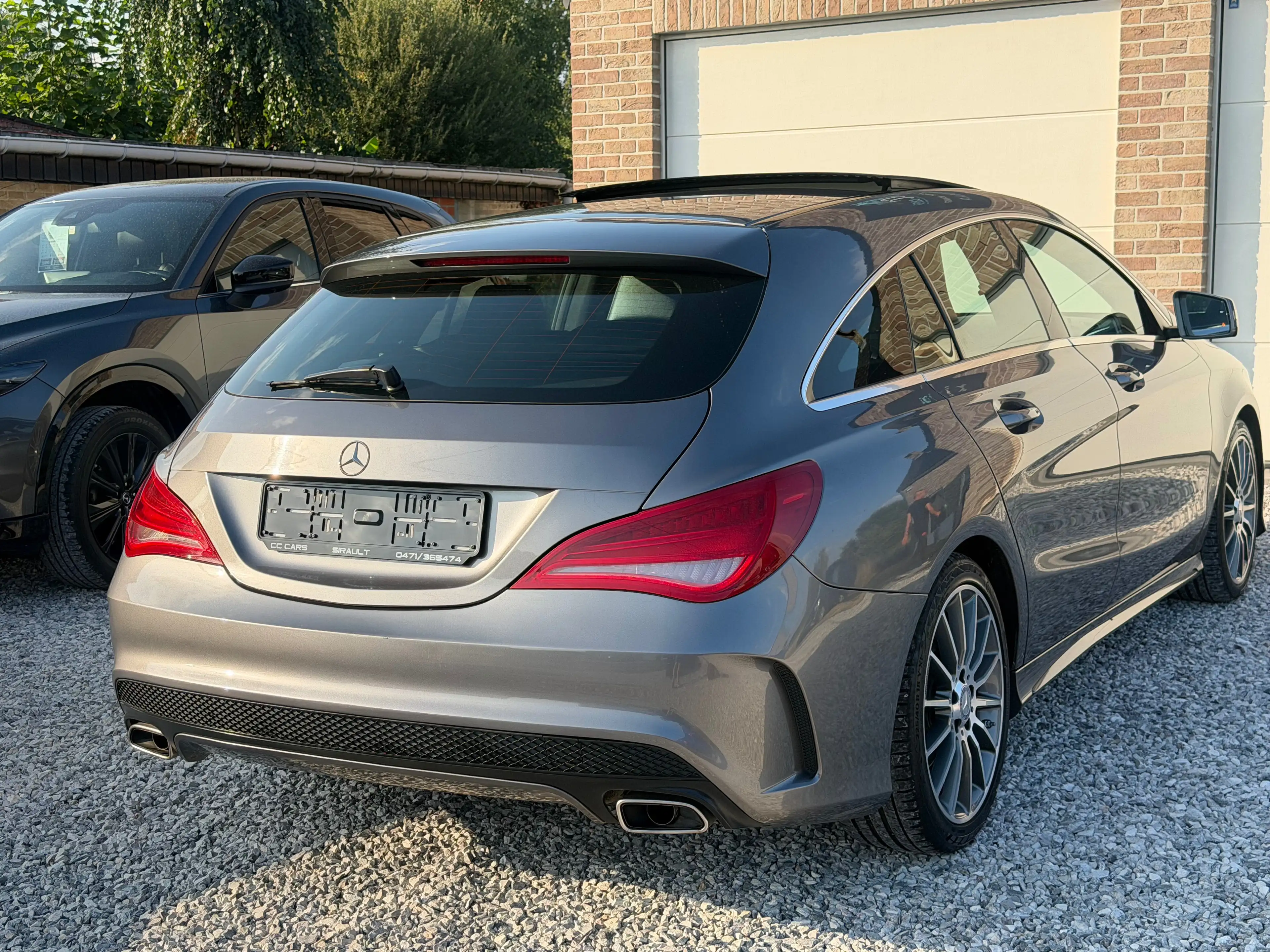 Mercedes-Benz CLA 200 d Shooting Break / Automatique / Pack AMG / Toit pano / Xénon — photo 3