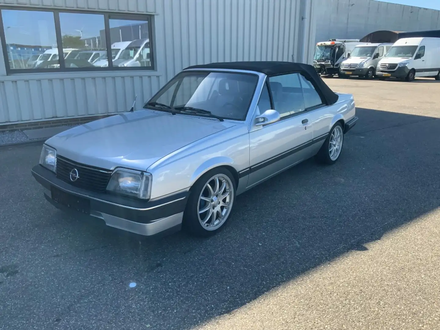 Opel Ascona 1.6 S Automaat Cabriolet Marge geen btw Silber - 2