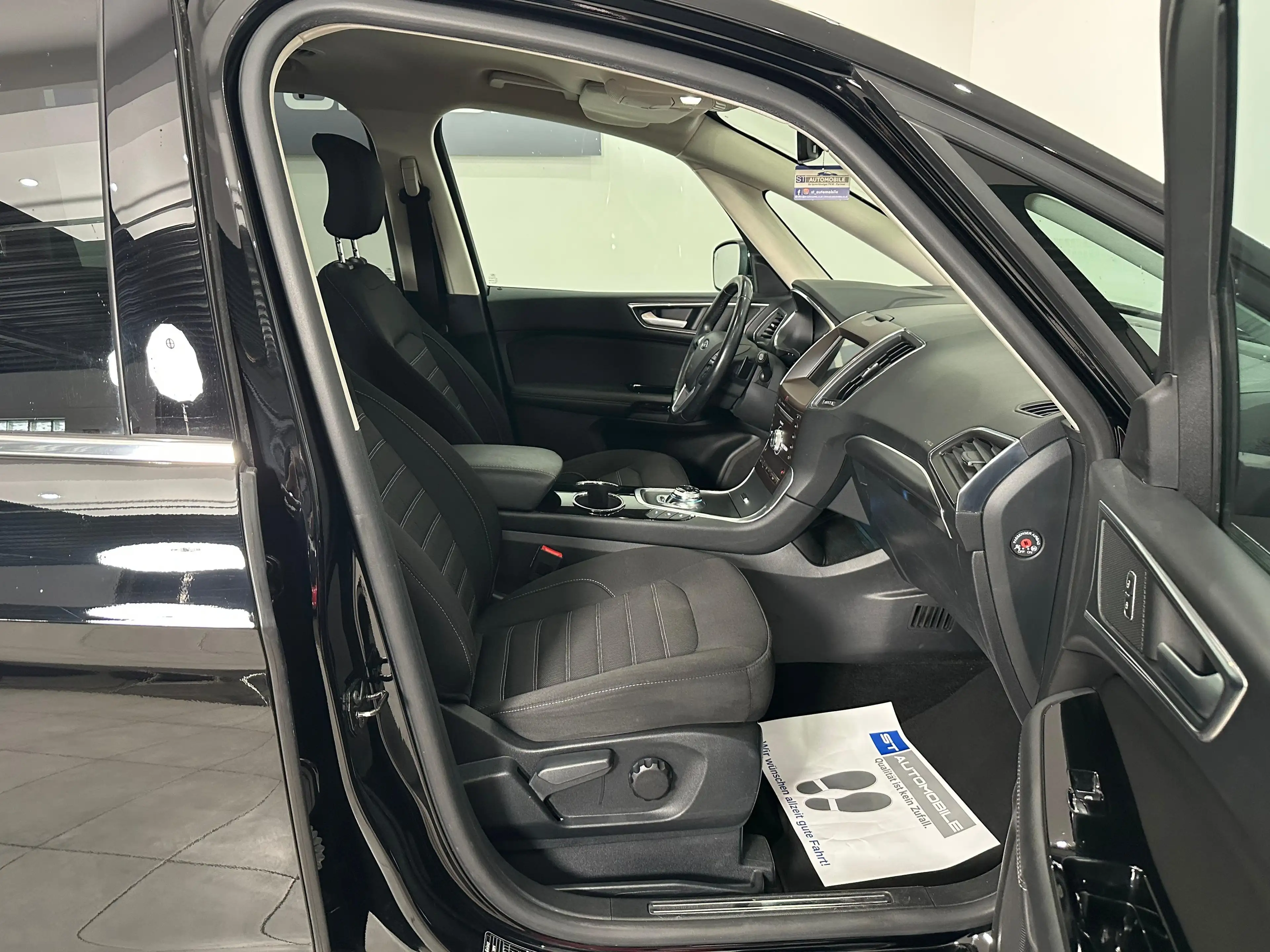 Ford Galaxy Titanium Aut. // 1.BESITZ // 7-SITZER // AHK // — photo 15