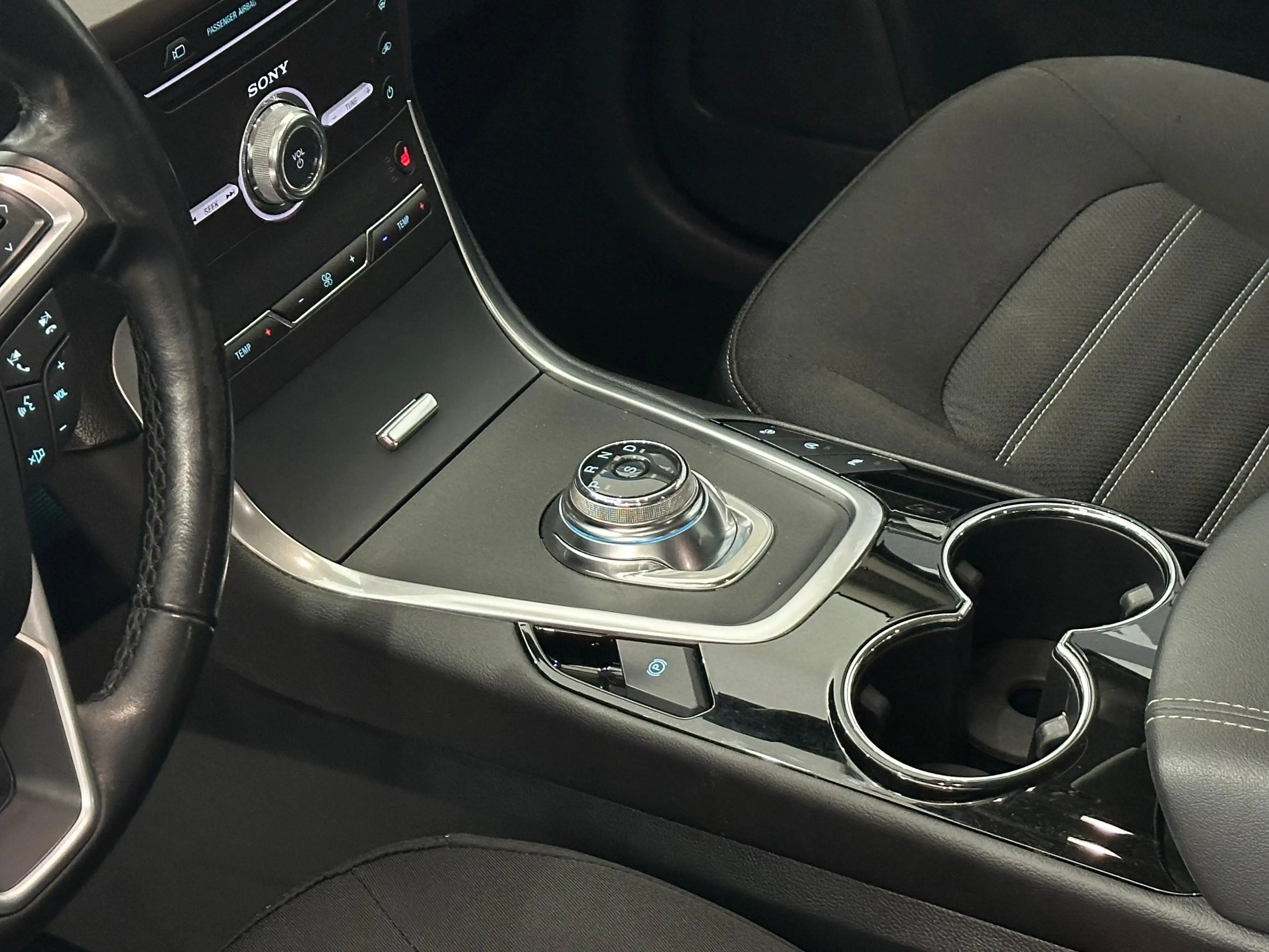 Ford Galaxy Titanium Aut. // 1.BESITZ // 7-SITZER // AHK // — photo 11
