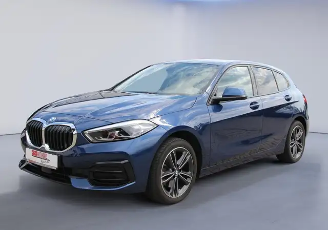 BMW 118 i Sport Line /LED/Life /el.Klappe/Navi/49tkm