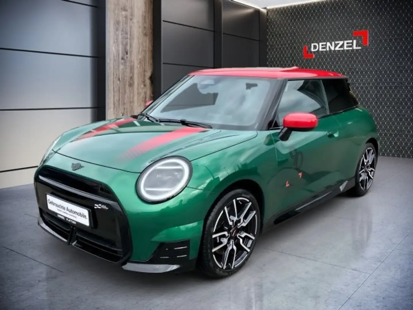 MINI Cooper E J01 HC0 Groen - 2