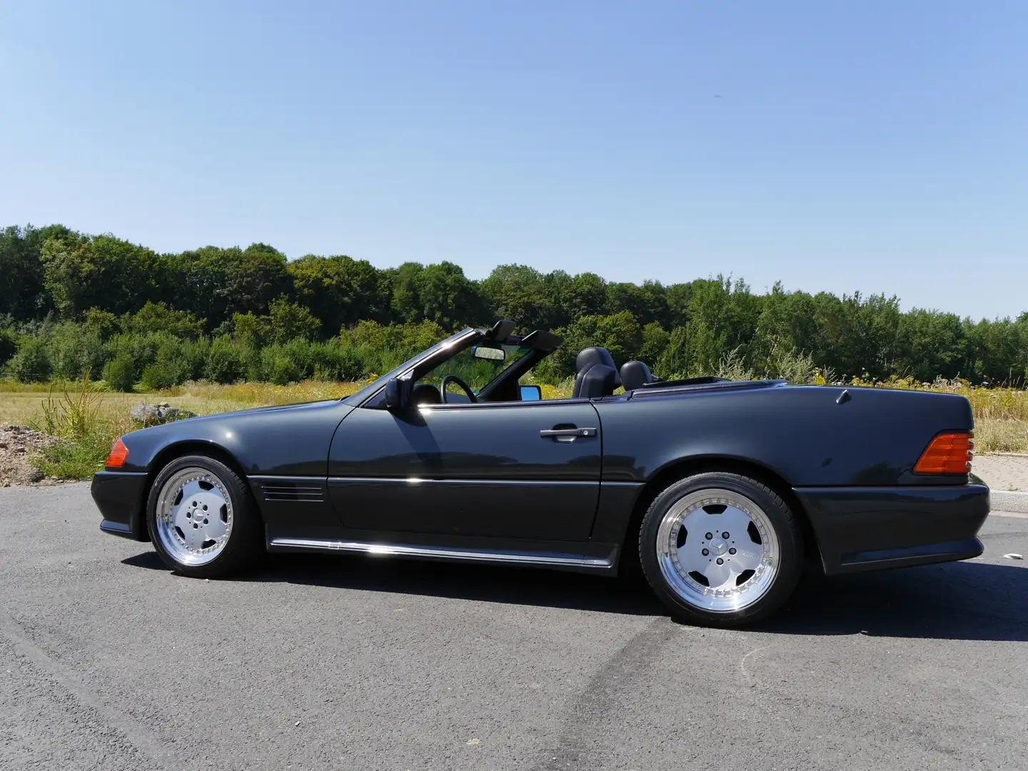 Mercedes-Benz SL 500 werksseitiges AMG Bodykit Noir - 2