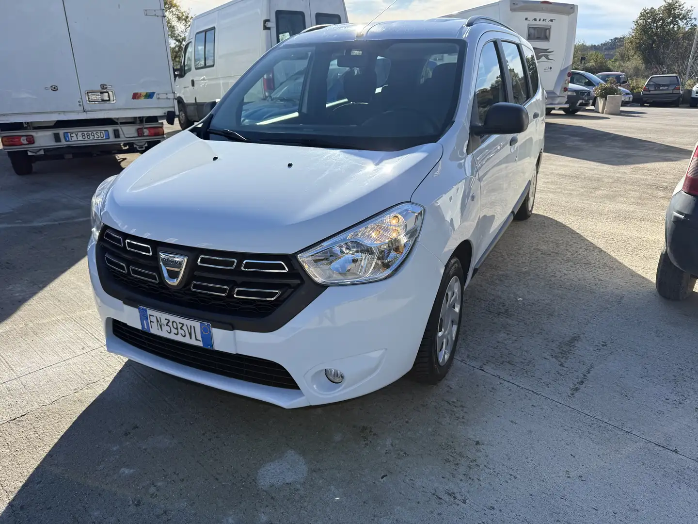 Dacia Lodgy Lodgy 2017 1.6 Comfort Gpl s Bianco - 1