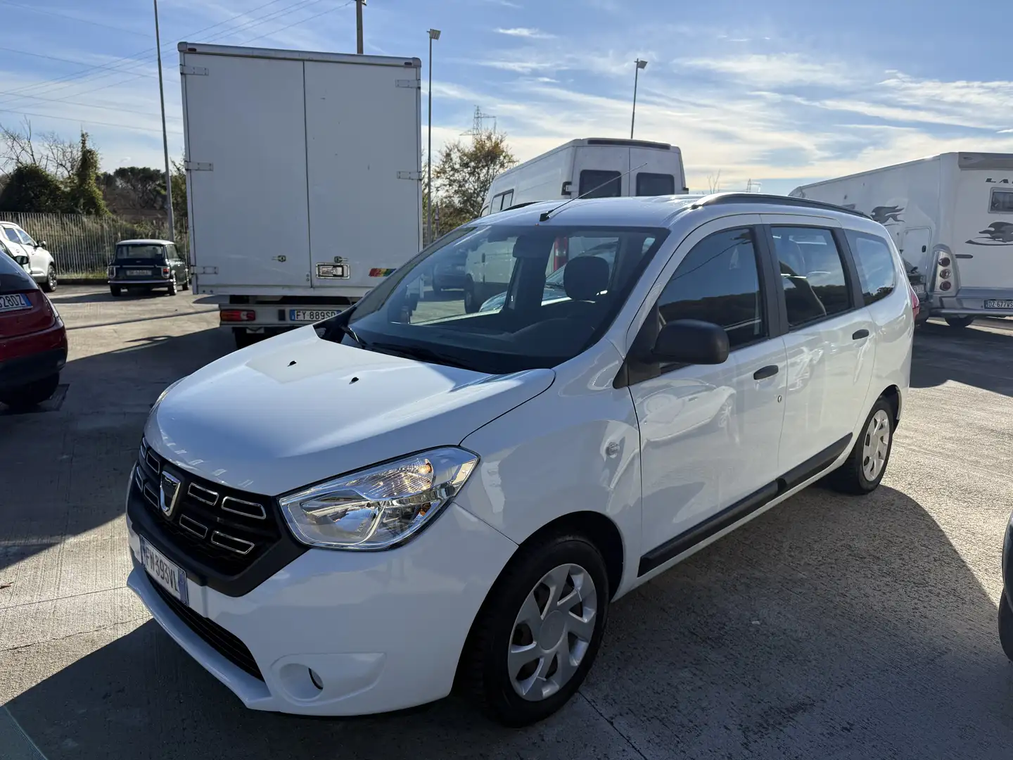 Dacia Lodgy Lodgy 2017 1.6 Comfort Gpl s Bianco - 2