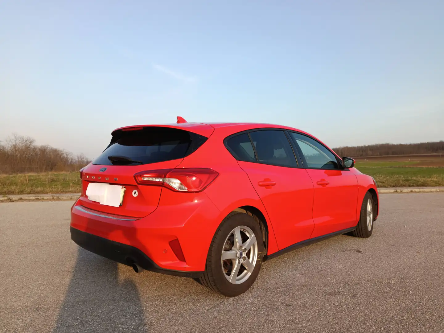 Ford Focus Focus 1,0 EcoBoost Trend Trend Rot - 2
