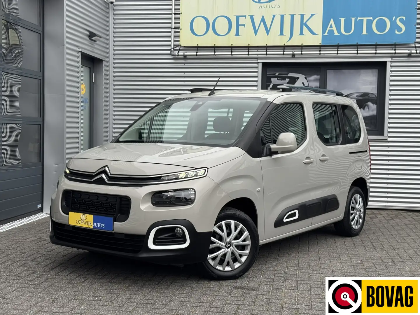 Citroen Berlingo 1.2 PureTech Live Clima Cruise-Control Led Grijs - 1