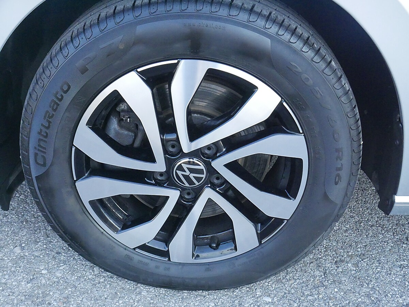 Volkswagen Touran Comfortline 2,0 BMT TDI, ACC, Anhängerkupplung,... — photo 7