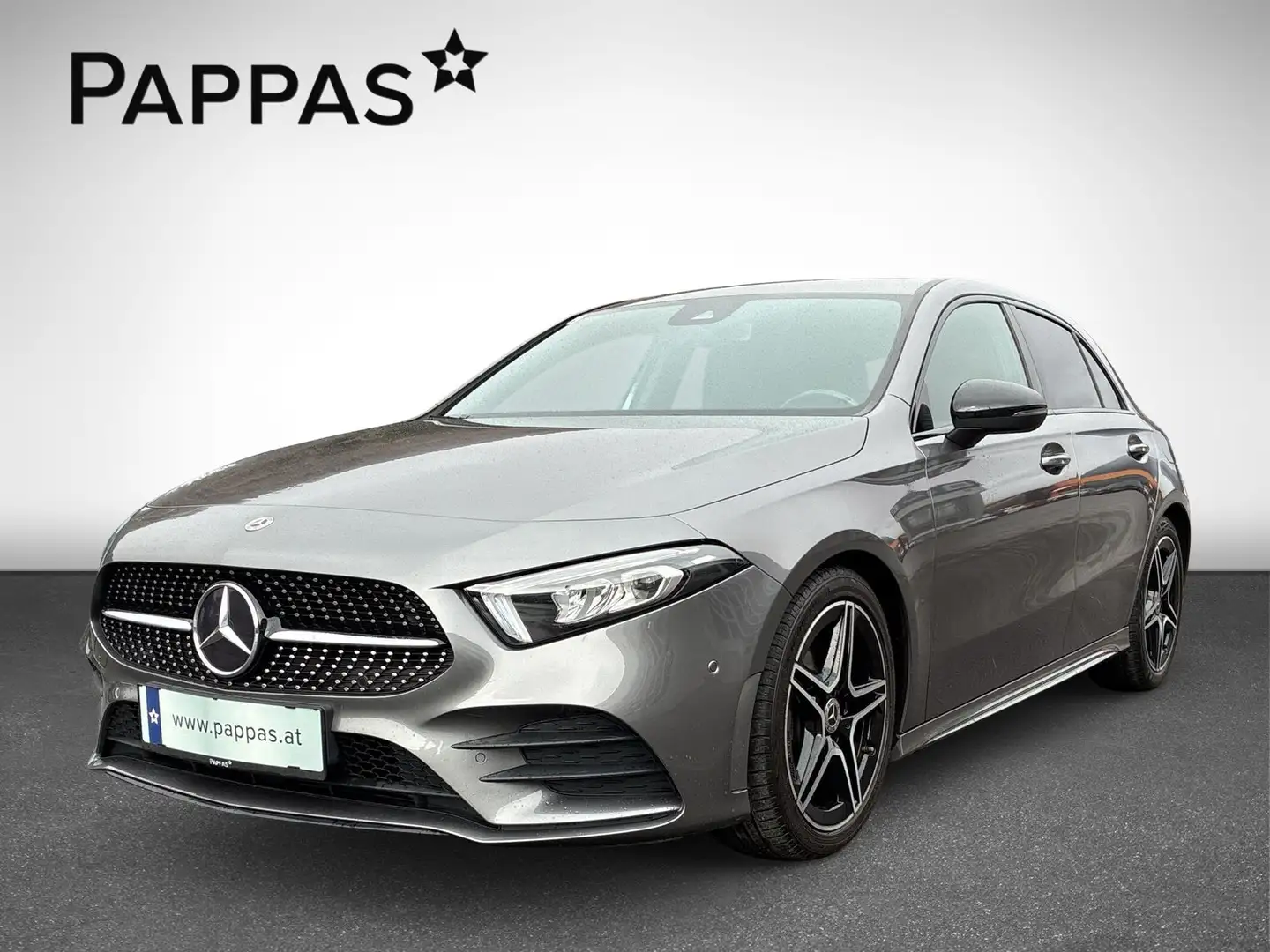 Mercedes-Benz A 180 d Kompaktlimousine PTS Cam Navi AUT Wide Grau - 2
