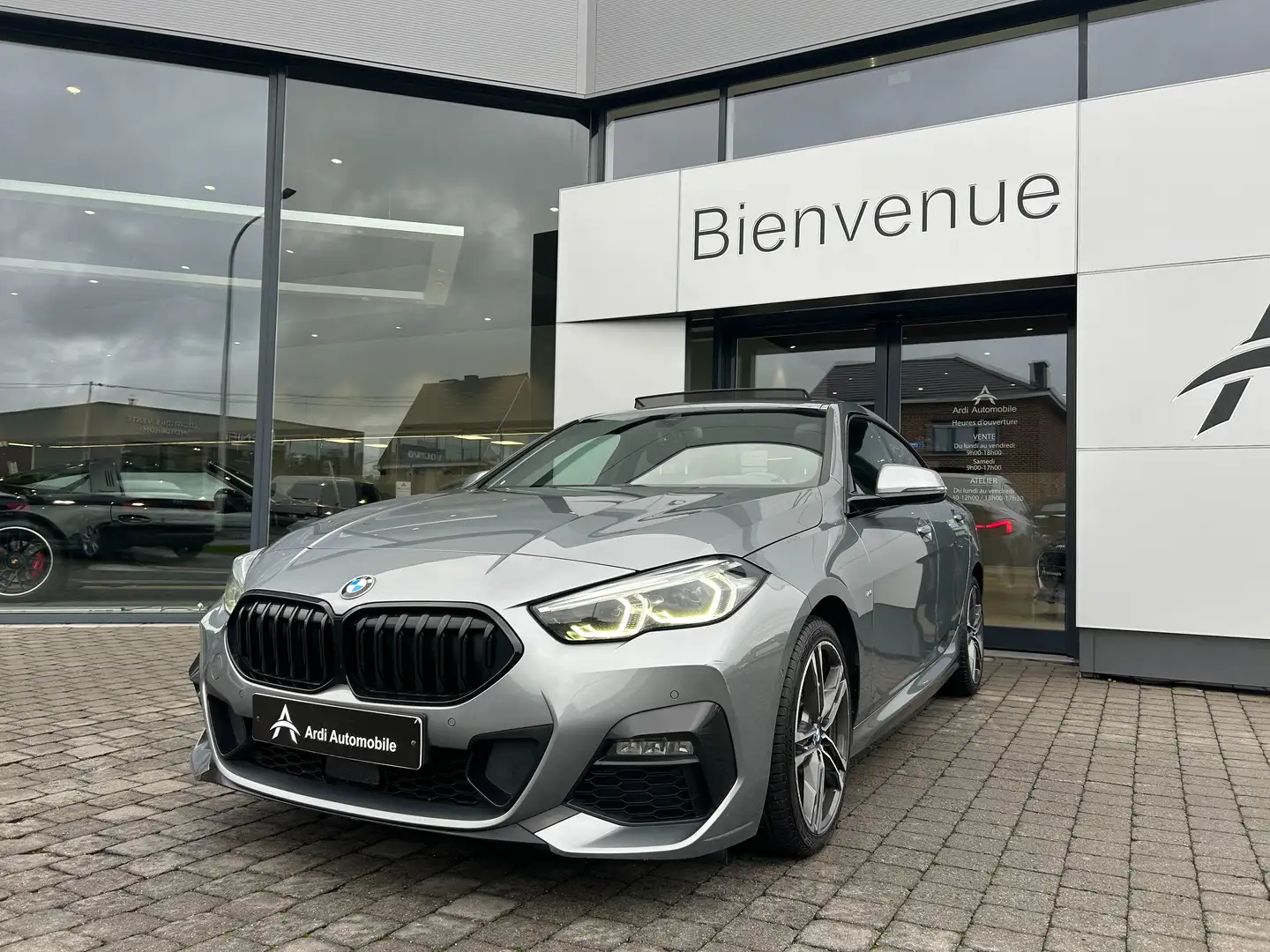 BMW 216 dA Gran Coupé *GARANTIE*1 PROP*PACK M*TOIT OUV* Grijs - 1