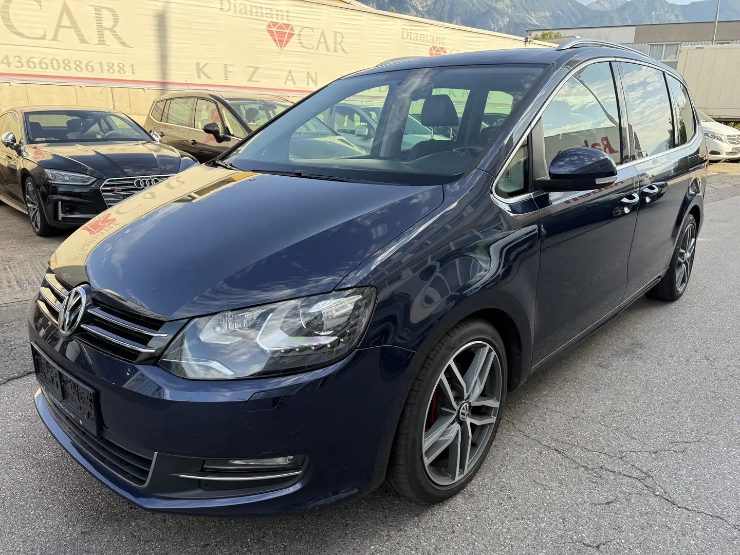 Volkswagen Sharan Sky BMT 2,0 TDI DPF Blau - 2