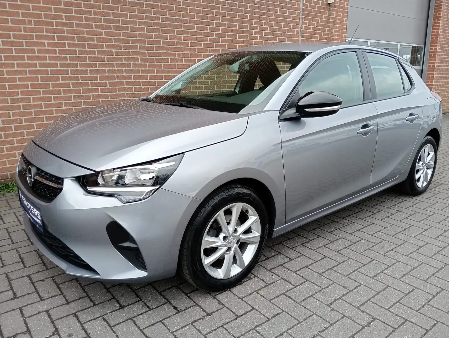 Opel Corsa Edition 1.2 Start/Stop MT5 75PK Grijs - 1