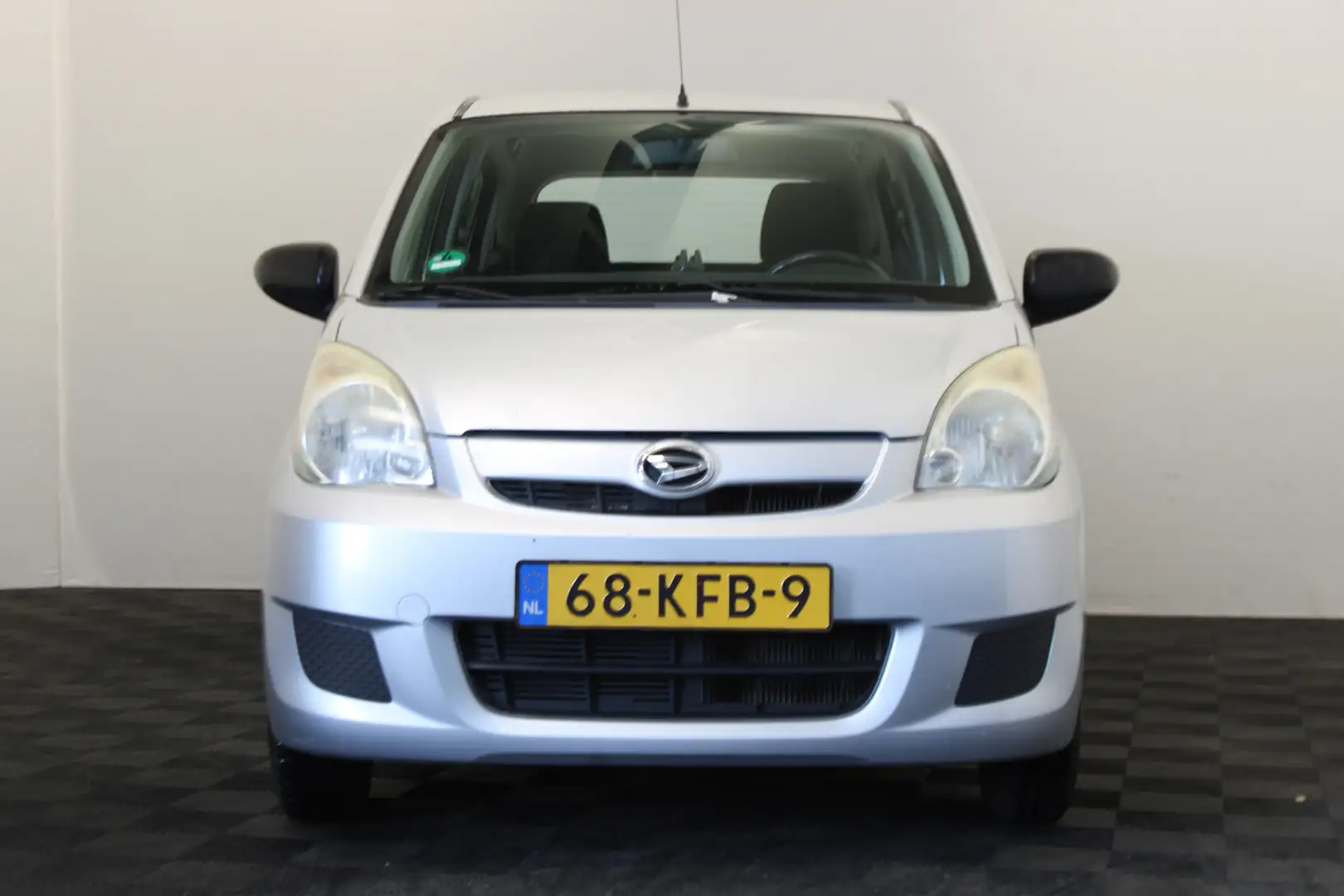 Daihatsu Cuore 1.0 Clever Zie tekst! Gri - 2