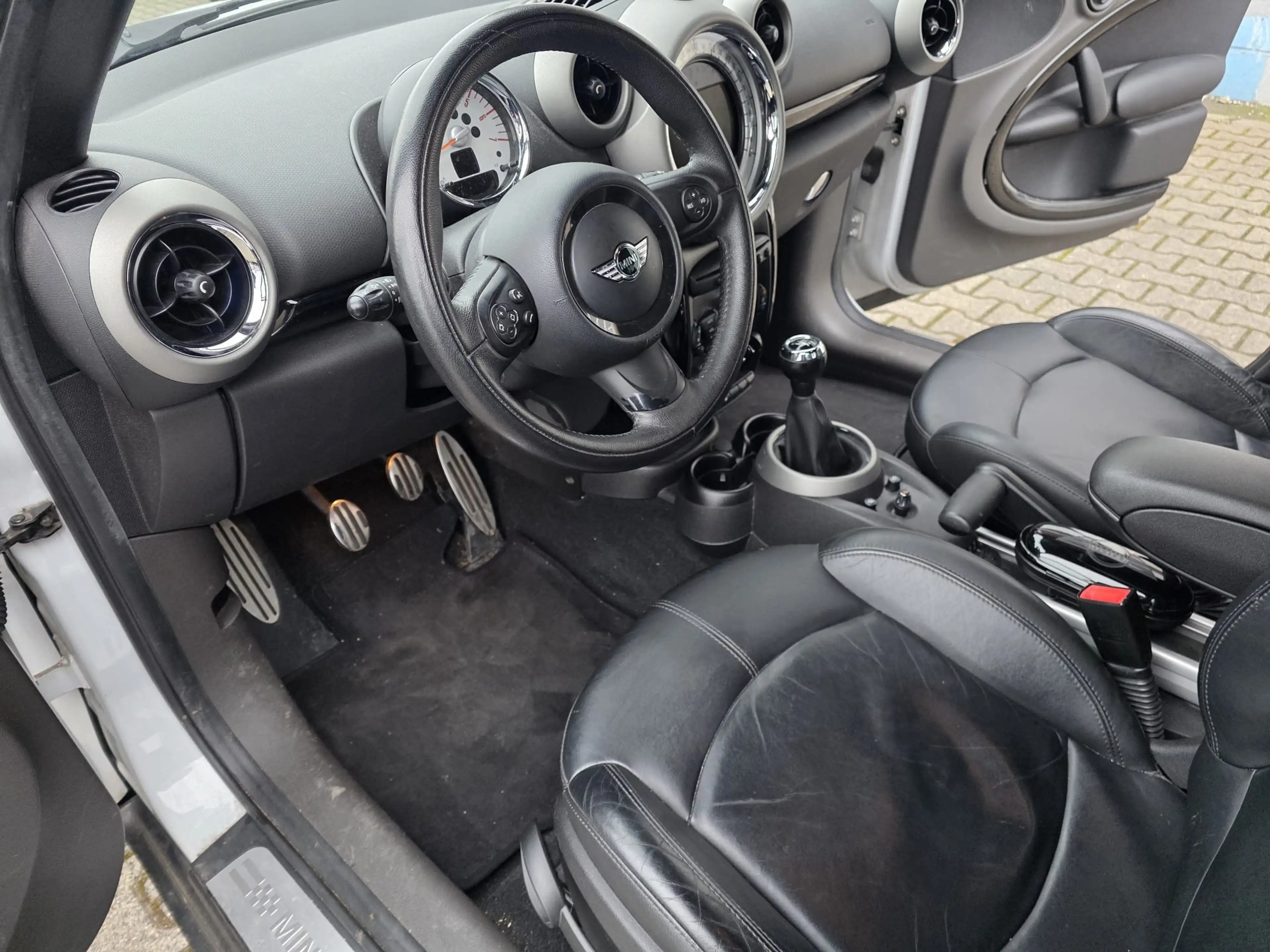 MINI Cooper SD Countryman Cooper SD All4 — photo 11