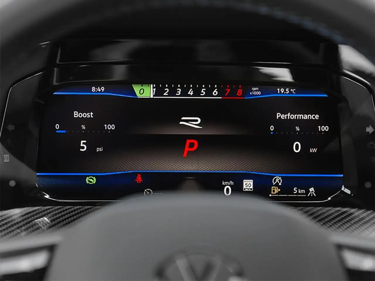 Volkswagen Golf R снимка Volkswagen Golf R