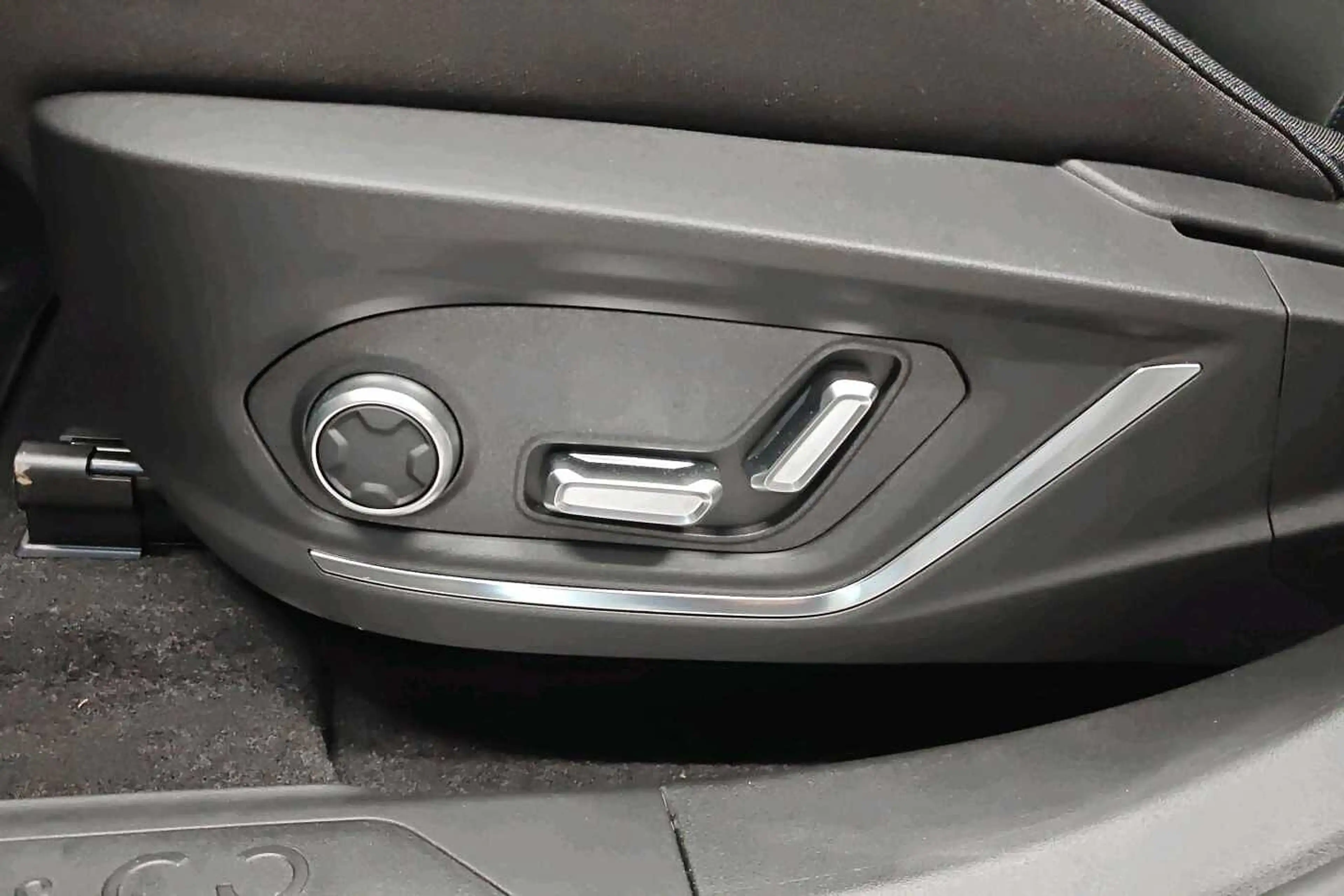 Lynk & Co 01 PHEV 1.5 Turbo - Full Option - Nieuwstaat — photo 15