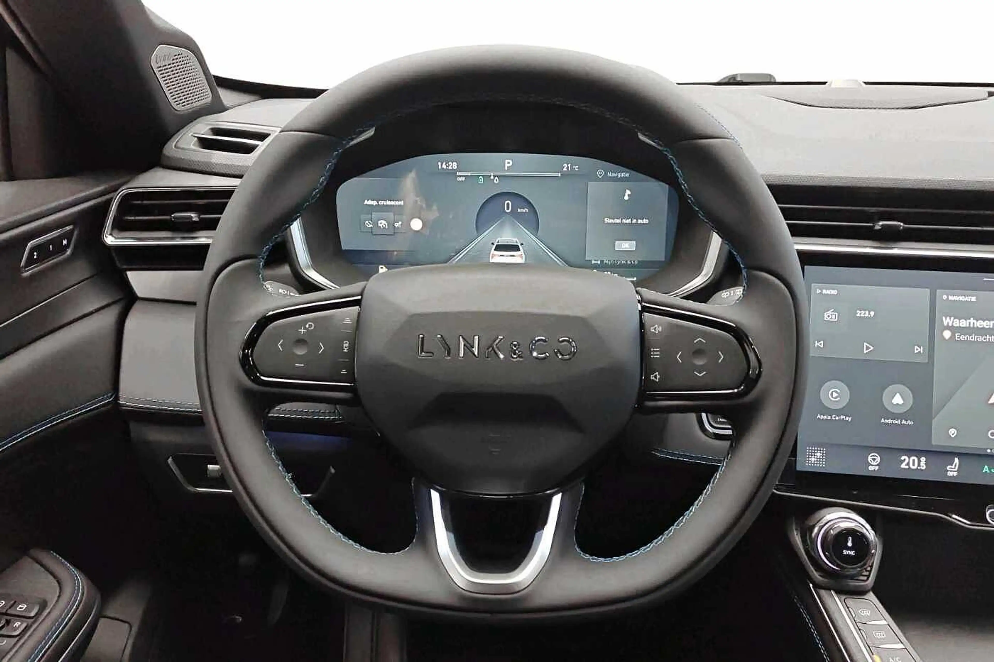 Lynk & Co 01 PHEV 1.5 Turbo - Full Option - Nieuwstaat — photo 9
