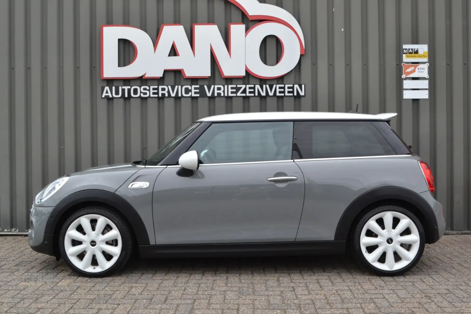 MINI Cooper S Mini 2.0 Chili 192PK Navi/LED/18'' inch Grau - 2