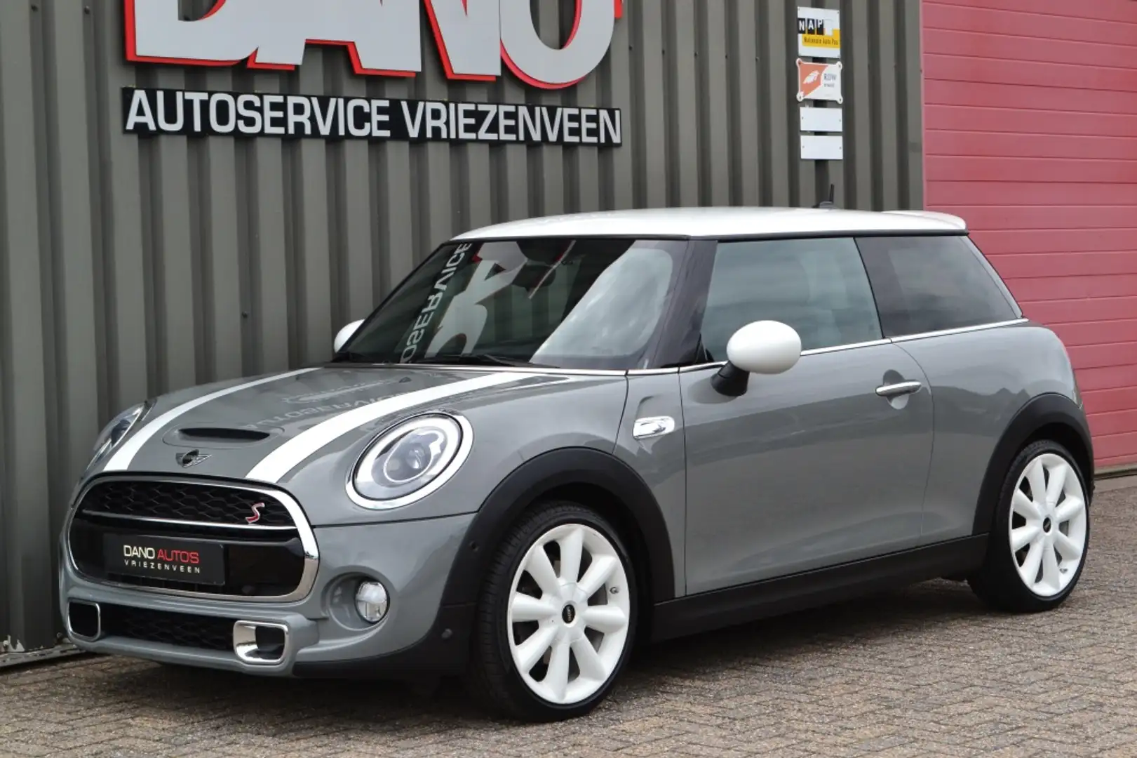 MINI Cooper S Mini 2.0 Chili 192PK Navi/LED/18'' inch Grau - 1