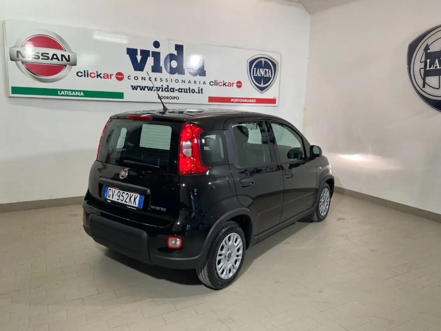 Fiat Panda 1.0 FireFly S&S Hybrid OK NEOPATENTATI Nero - 2
