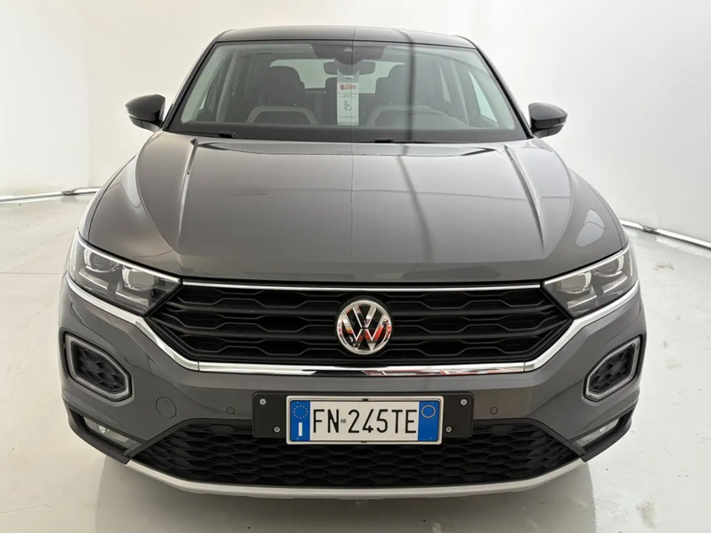 Volkswagen T-Roc 2.0 TDI SCR Advanced Gris - 2