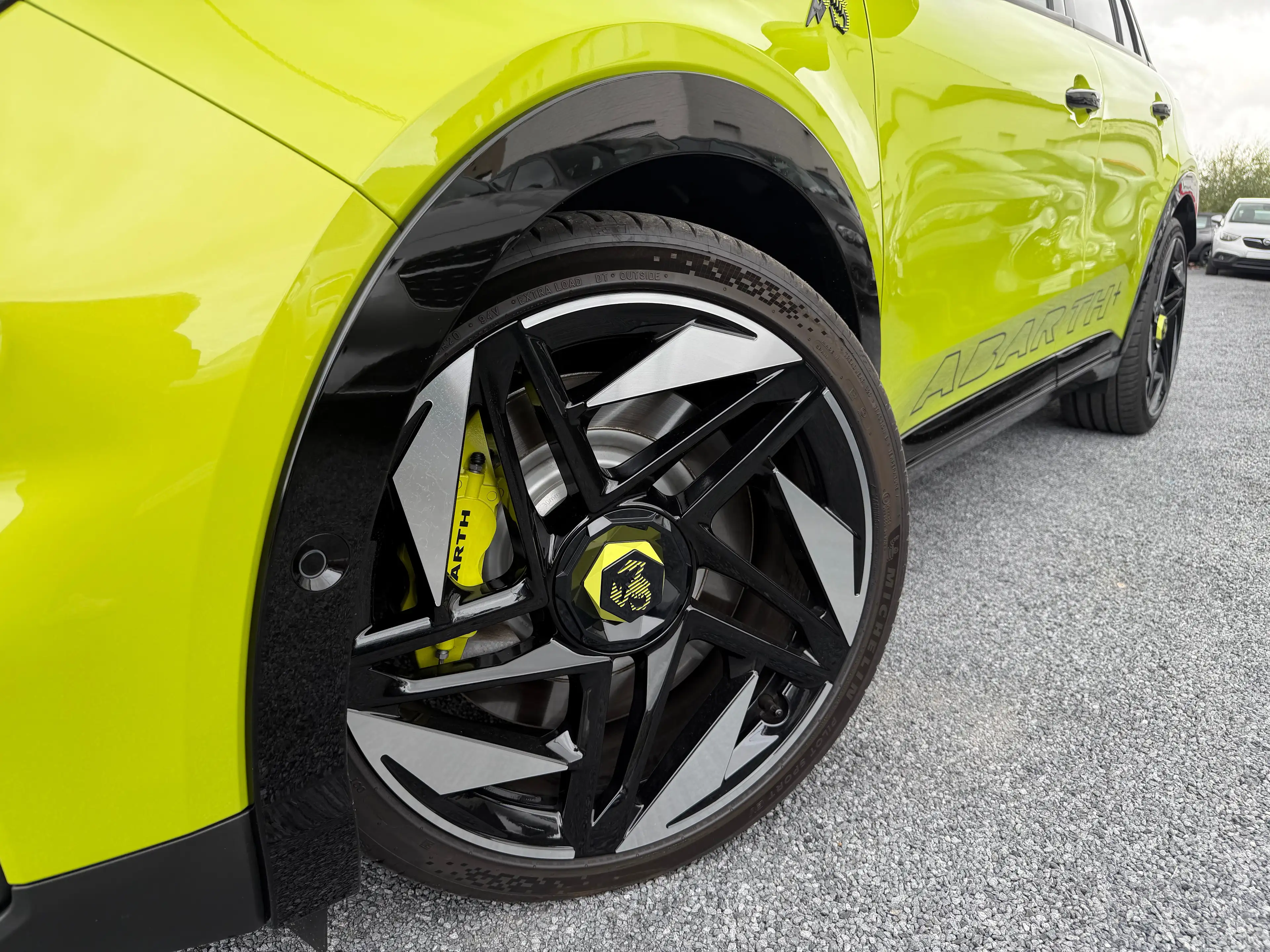 Abarth 600e e-600 54 kWh Scorpionissima Scorpionissima — photo 5