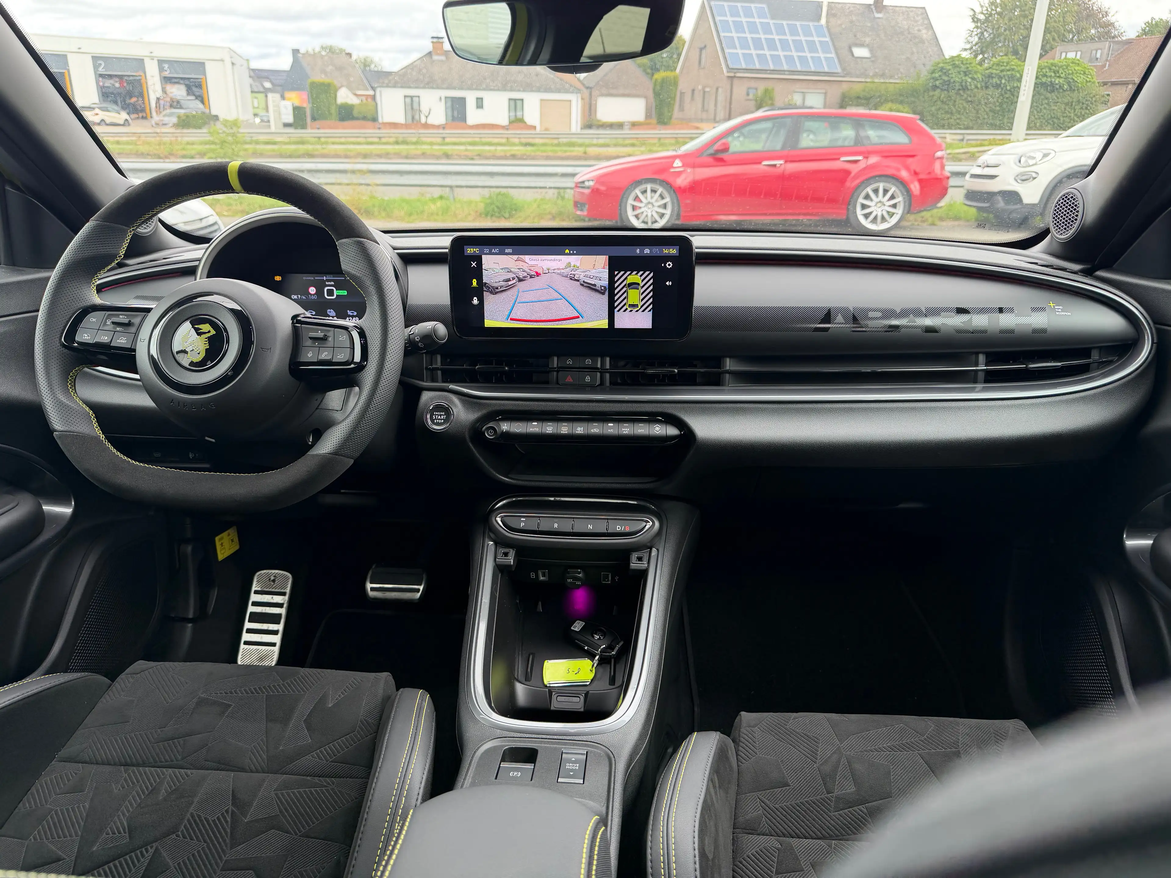 Abarth 600e e-600 54 kWh Scorpionissima Scorpionissima — photo 8