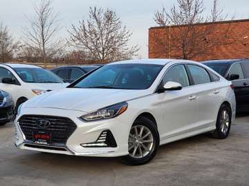 2.4L Essential **AUTOMATIC-HEATED SEATS-CAMERA**