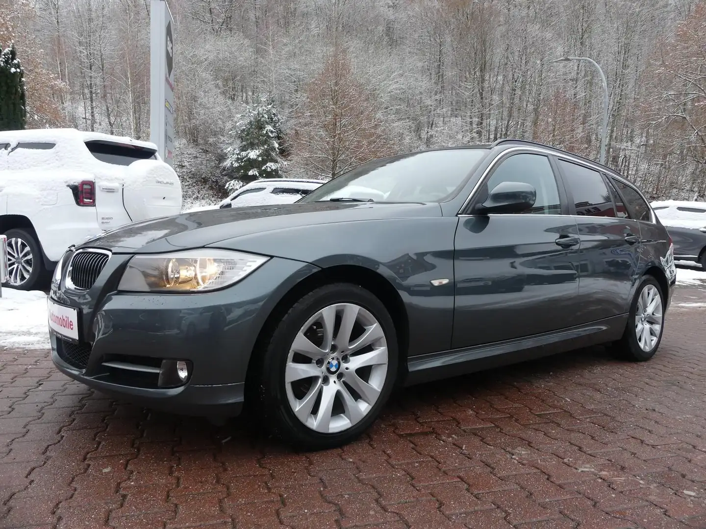 BMW 318 i touring 2.0*neuer Motor*SHZ*PDC*Standhzg Grau - 1