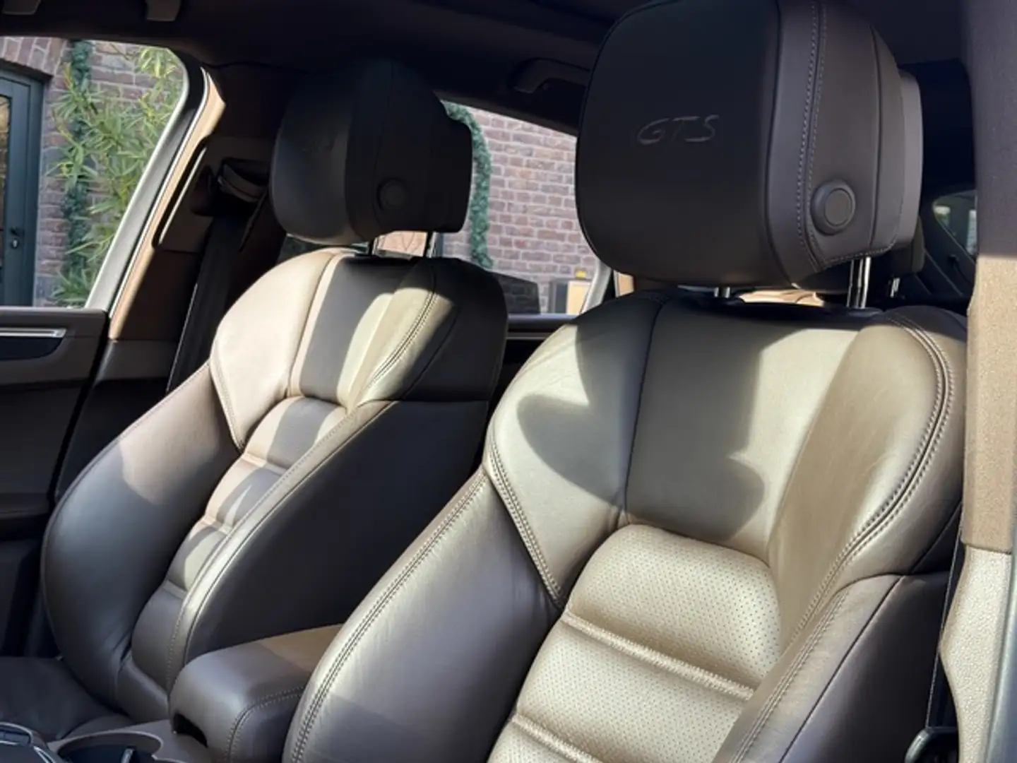 Porsche Macan GTS *GRAU/BRAUN*PANORAMA-DACH*BOSE Grau - 2