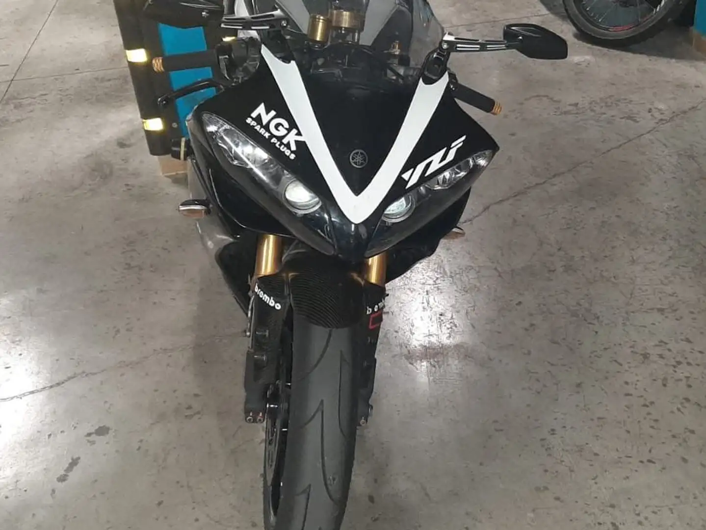 Yamaha YZF-R1 Black - 1