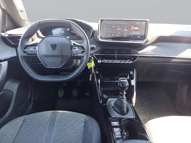 Peugeot 2008 view 10