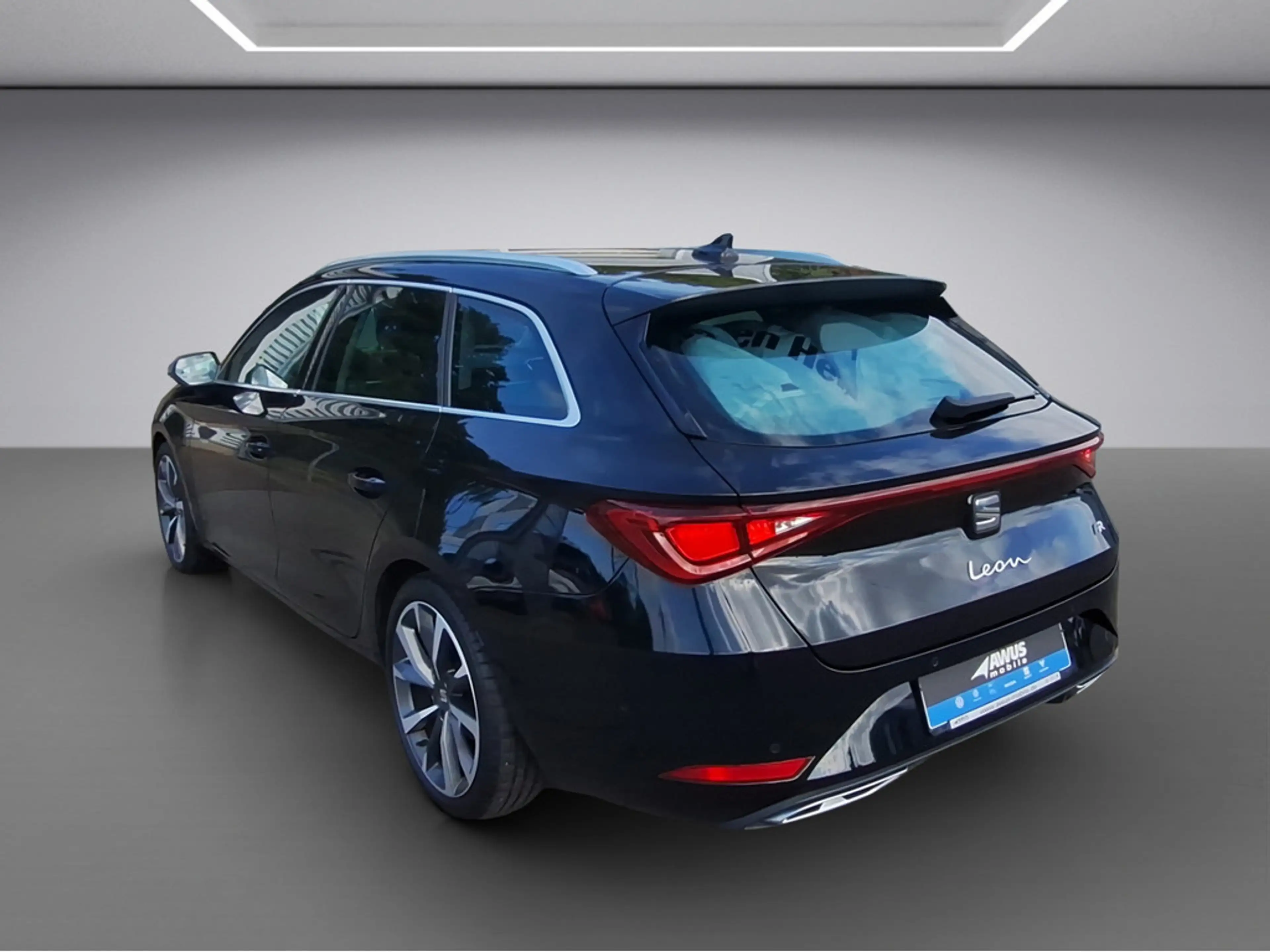 SEAT Leon Sportstourer FR 1.5 TSI 6-Gang LED, Navigation, Rückfahrkamera — photo 3