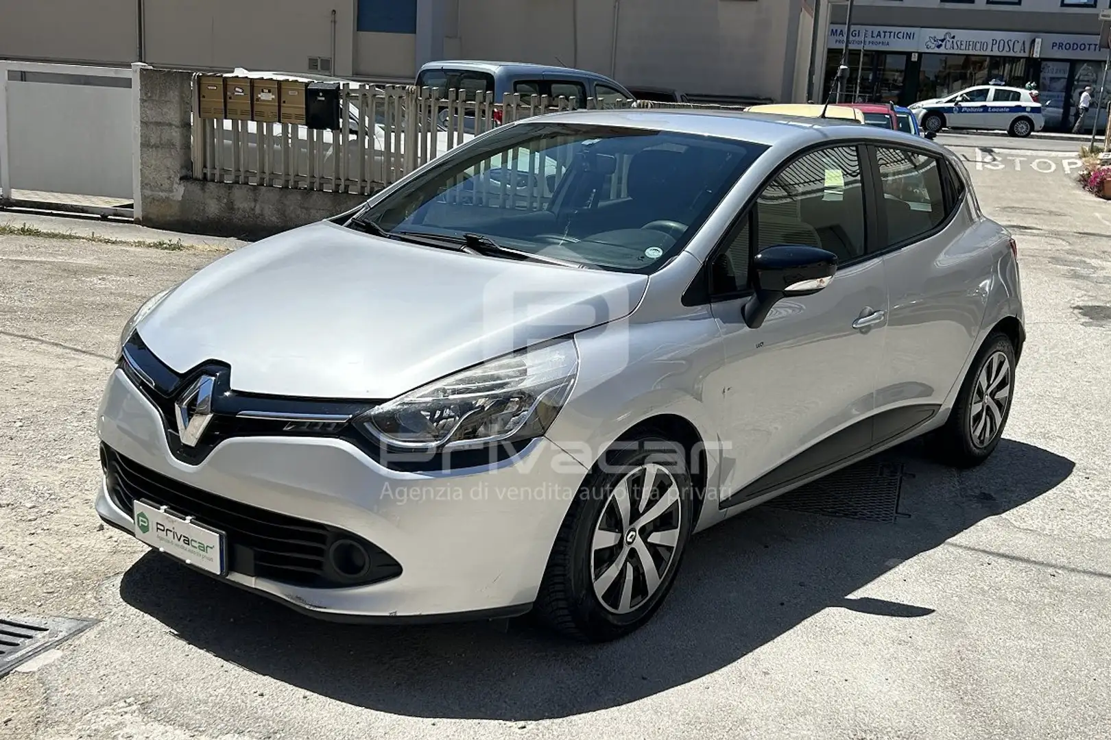 Renault Clio Clio 1.2 75CV 5 porte Live Argento - 1