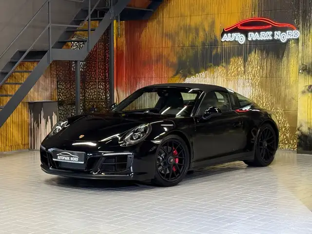 Porsche 911 Targa 4 GTS~KAMERA~18 WEGE~BOSE~LED~