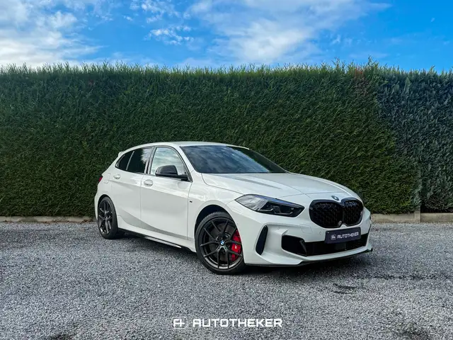 BMW 135 M135i xDrive | M Sport seats | Ambient lights |