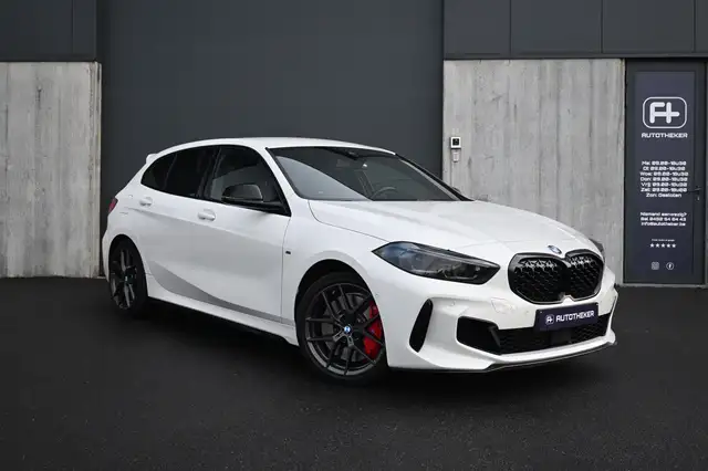 BMW 135 M135i xDrive | M Sport seats | Ambient lights |