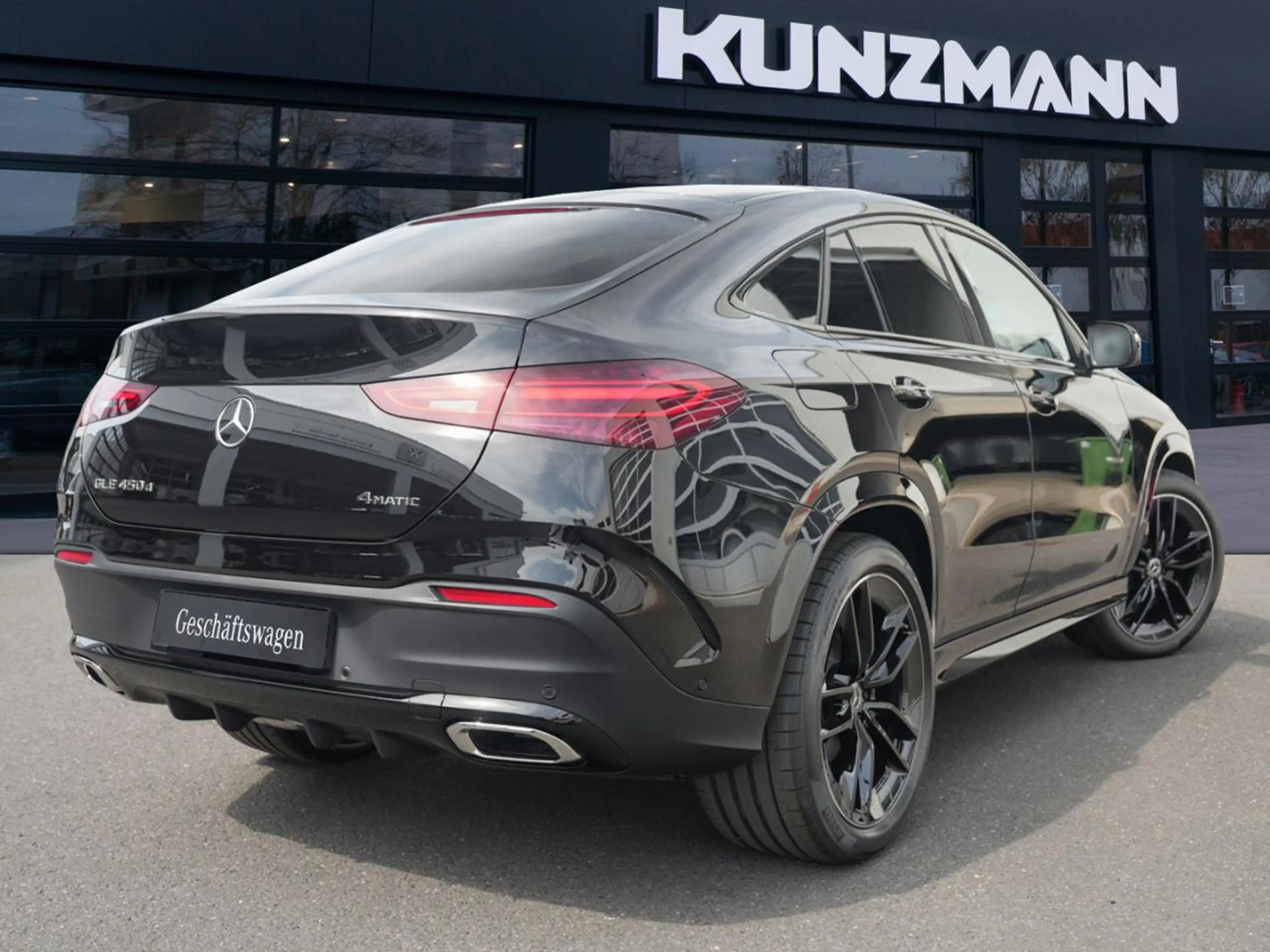Mercedes-Benz GLE 450 d 4MATIC Coupé AMG Standhzg 360° Panorama — photo 3