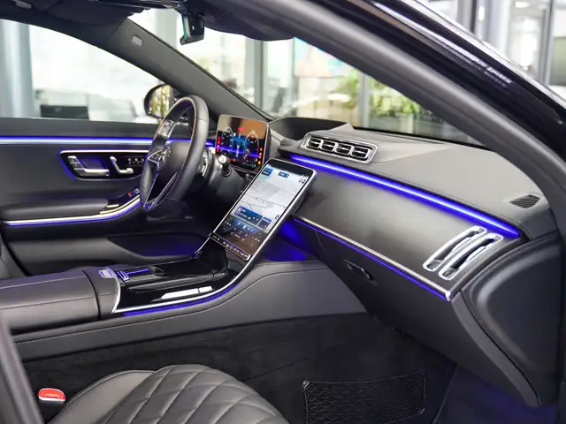 Mercedes-Benz S-Class view 8