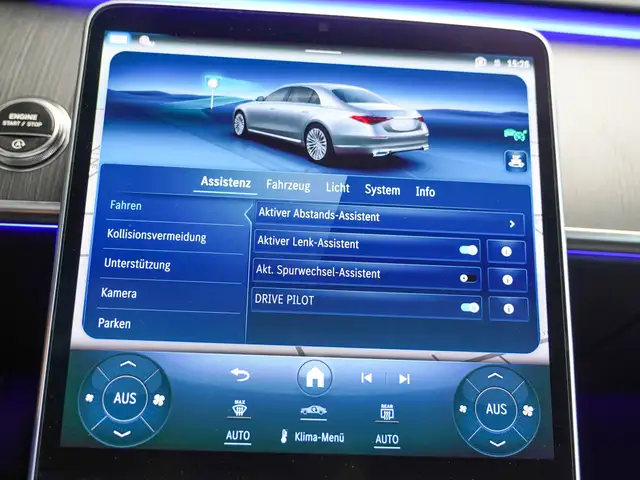 Mercedes-Benz S-Class view 27