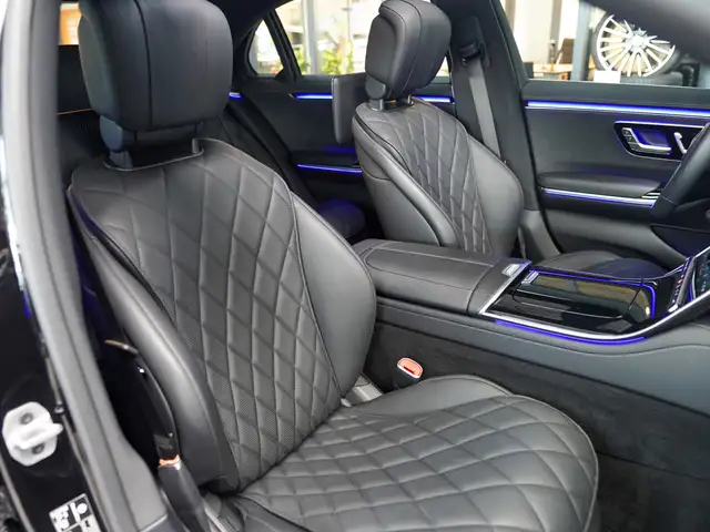 Mercedes-Benz S-Class view 9