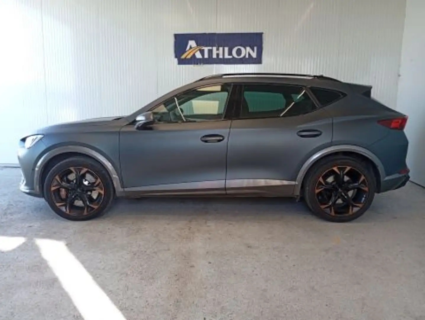 CUPRA Formentor 2.0 TSI 310 VZ DSG 4Drive Gris - 2
