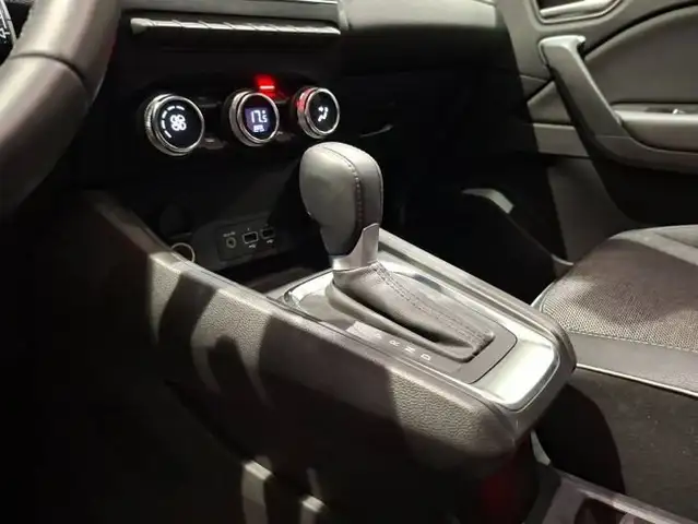 Renault Captur view 14