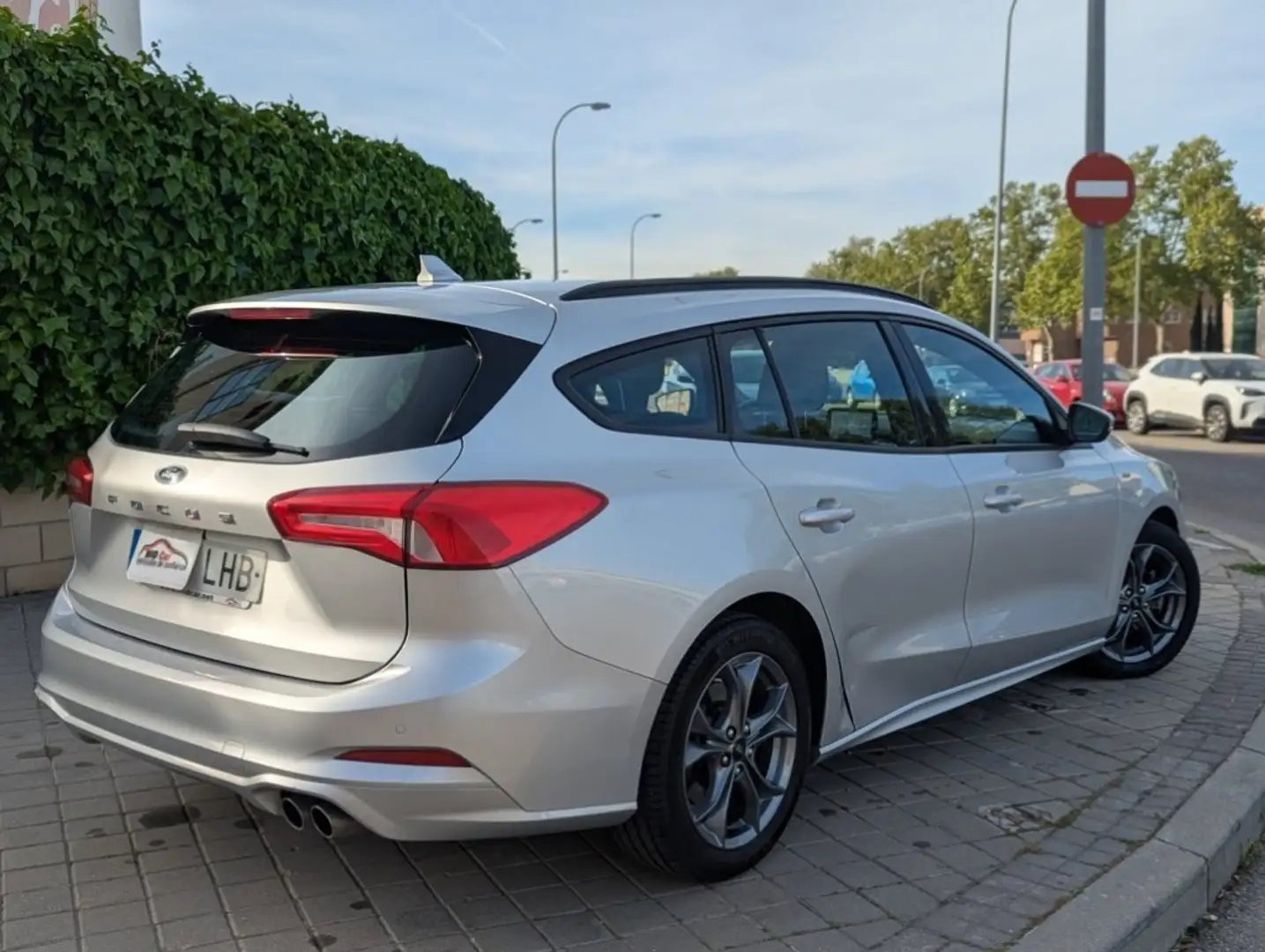 Ford Focus Sportbreak 1.5Ecoblue ST Line Gris - 2