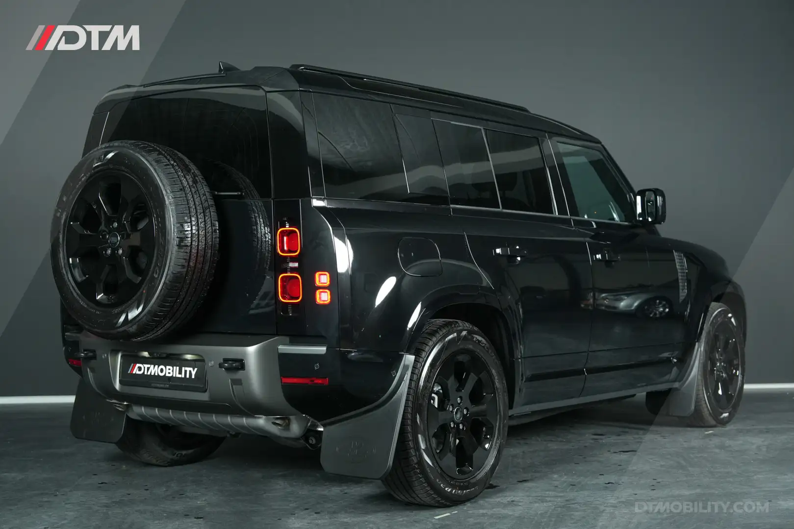 Land Rover Defender 110 2.0 P300e 110 X-Dynamic SE | Nieuwe Auto | Mer Schwarz - 2