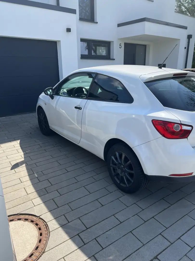 SEAT Ibiza 1.2 12V Reference - 2