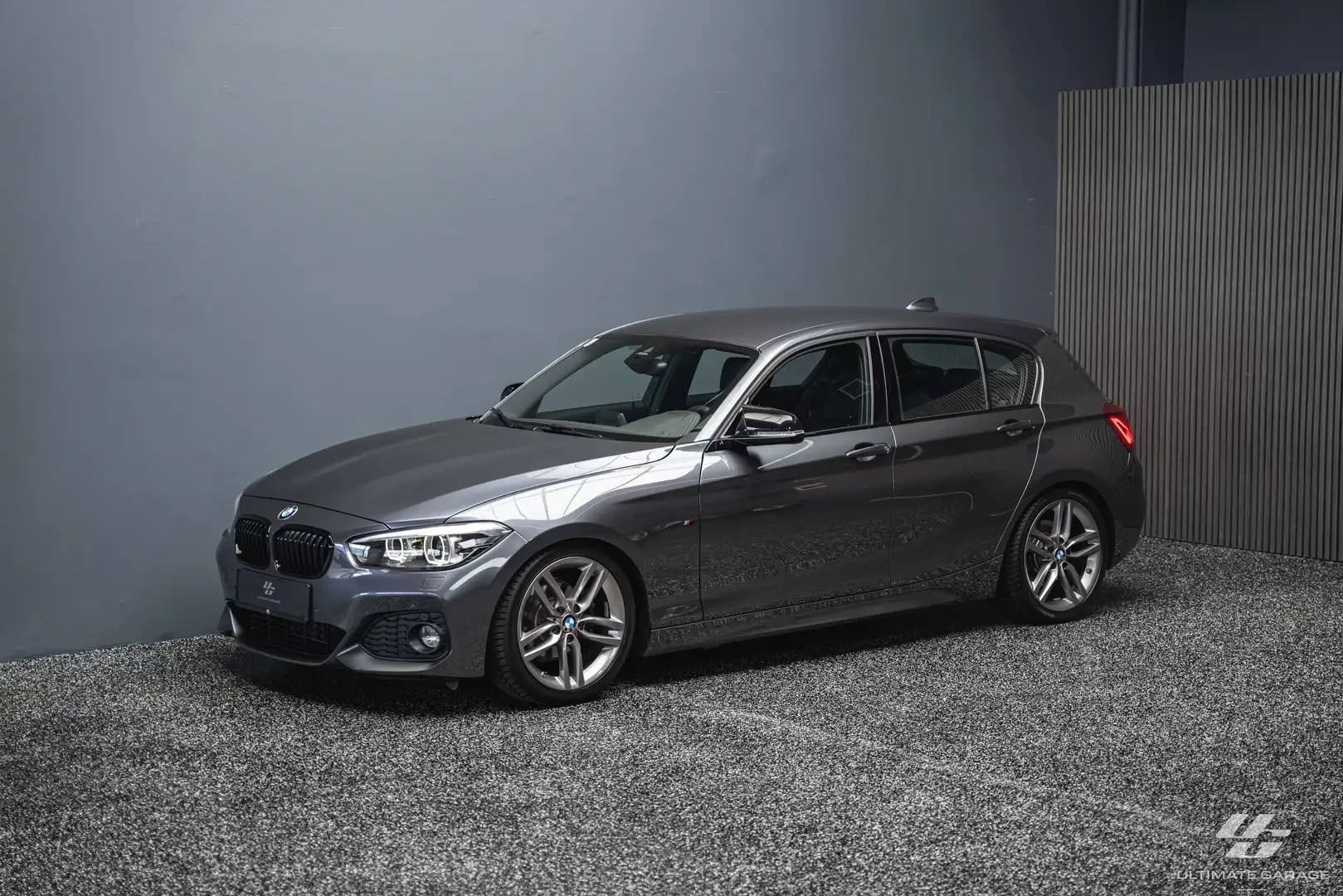 BMW 120 120i Edition M Sport *KW*Kamera*Keyless*TAUSCH* Grau - 1