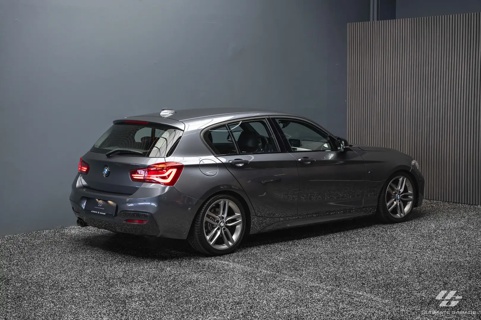 BMW 120 120i Edition M Sport *KW*Kamera*Keyless*TAUSCH* Grau - 2
